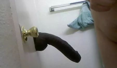 სრულყოფილი ქერა დიდი boobs იღებს მისი pussy fucked სამოყვარულო ჩამოსხმის